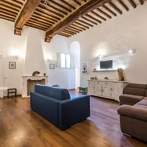  Apartamento Incantevole Banchi Di Sopra Italia