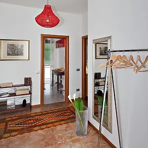 https://dd-house.it-lombardy.com